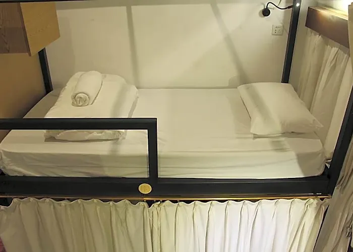 Draper Startup House For Entrepreneurs Hotel 2*